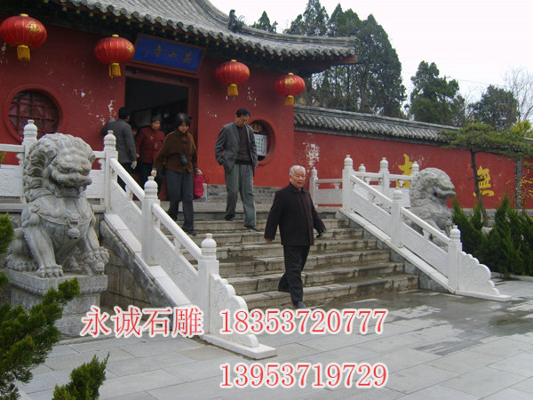 寺庙栏杆.JPG