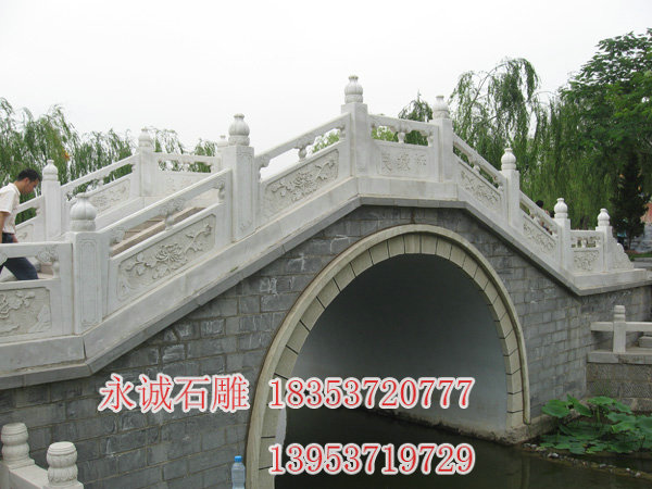 石拱桥.JPG